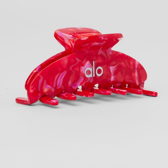 Alo 90’s Claw Clip - Red Ribbon Twist - Picture 2 of 2